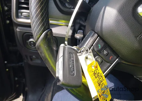 2019 Ram 1500 Limited 4X4 5'7 Box from USA, damaged, VIN 1C6SRFHT6KN673503